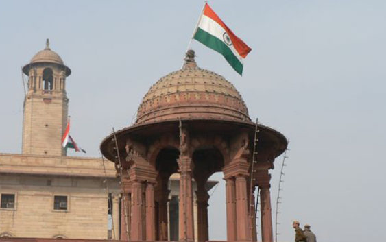 0915_delhi_government_buildings_flag_sm_100126_small